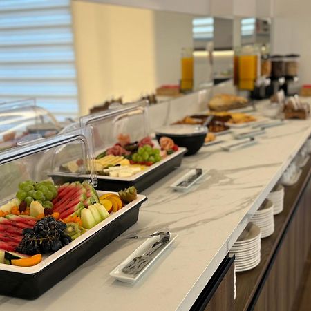 Kalasa Hotel Sarandë Esterno foto