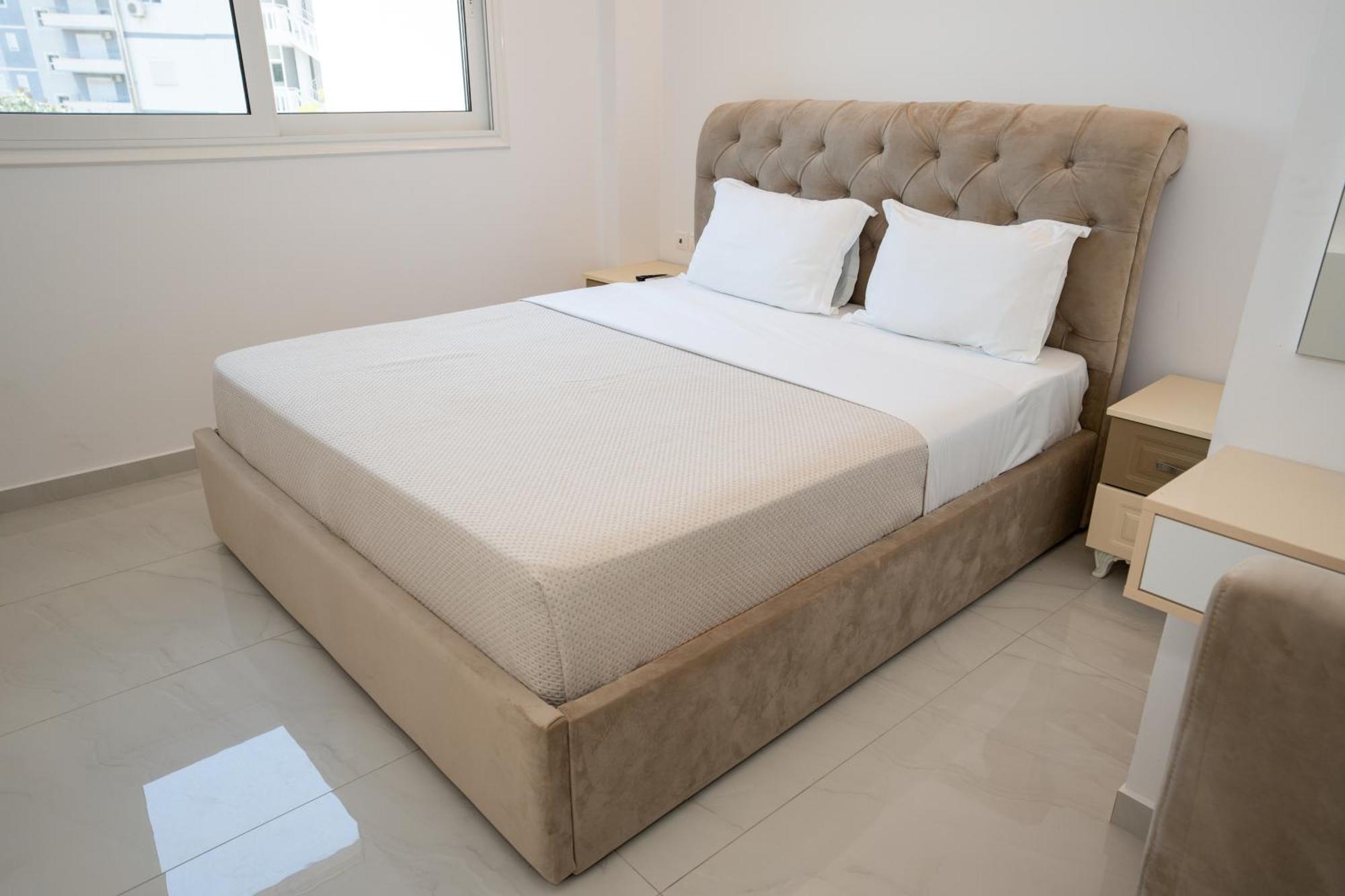 Kalasa Hotel Sarandë Esterno foto