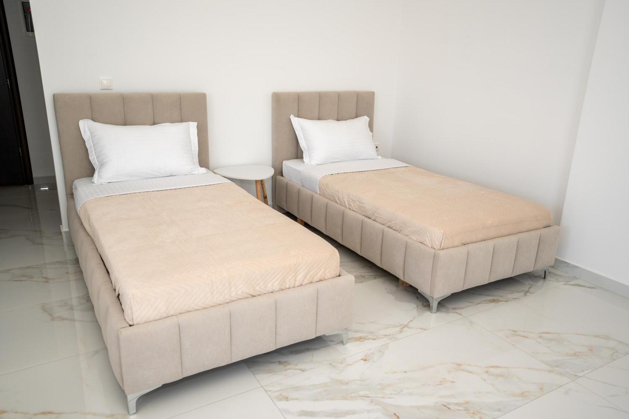 Kalasa Hotel Sarandë Esterno foto