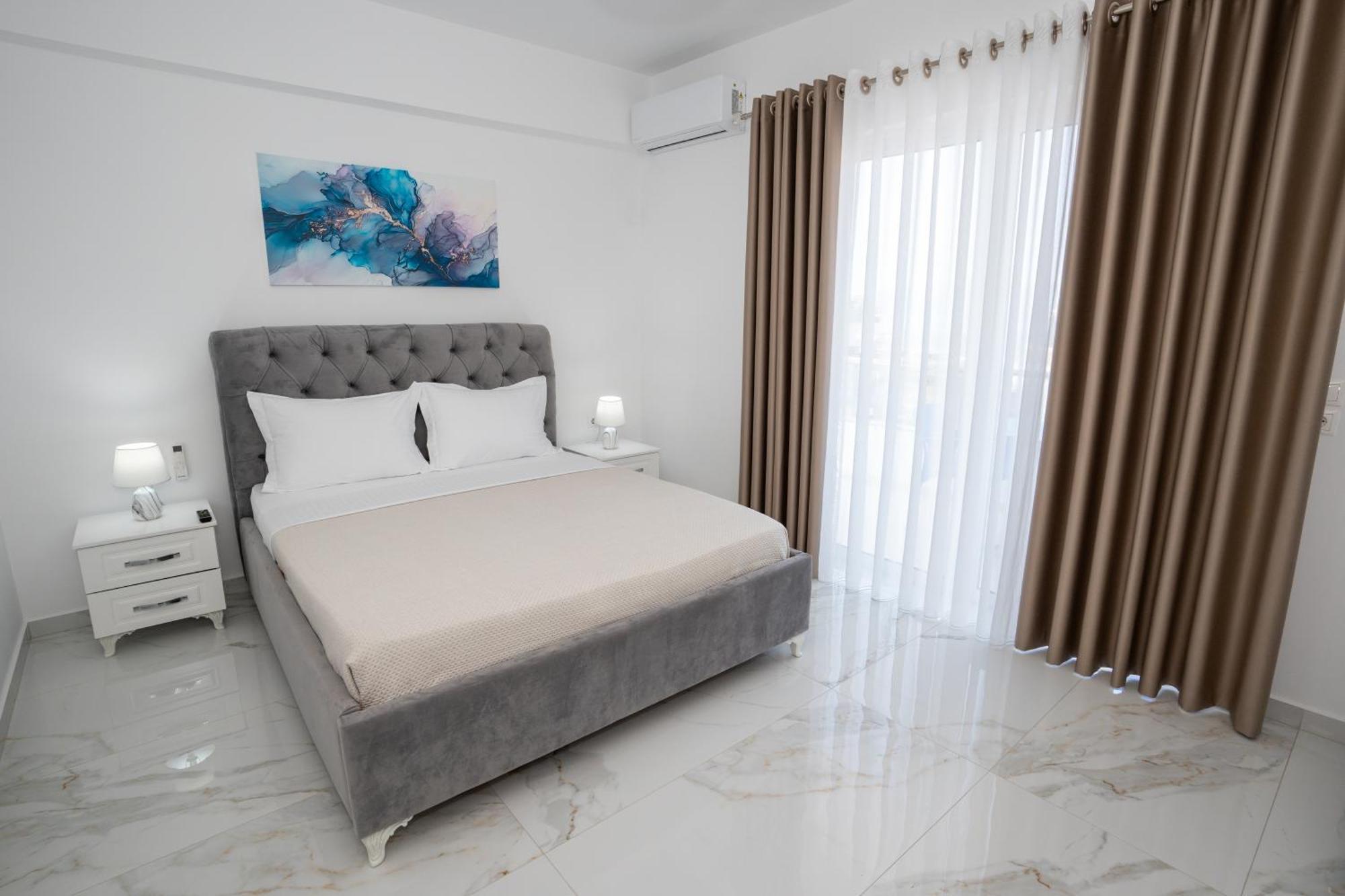 Kalasa Hotel Sarandë Esterno foto