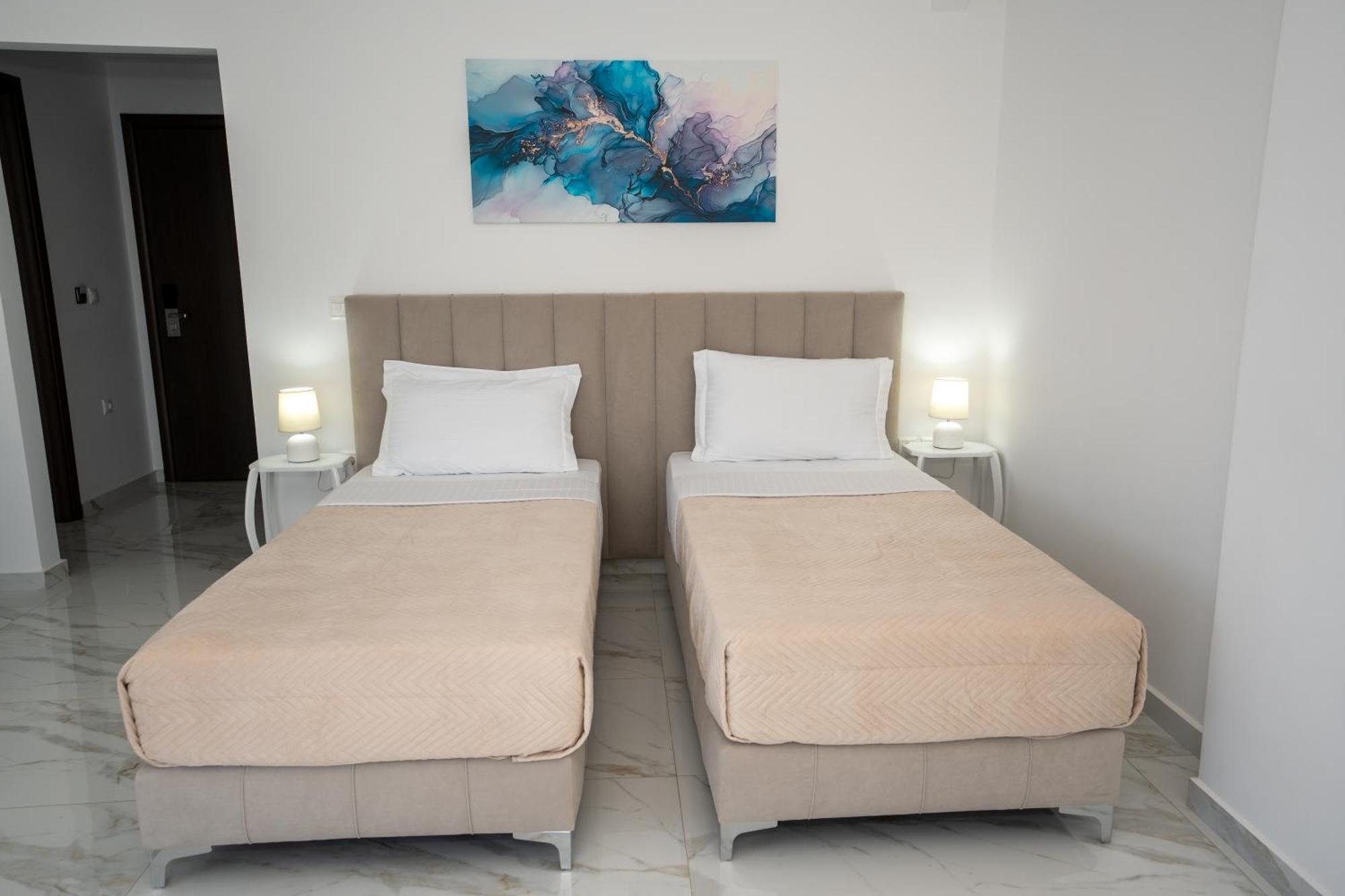 Kalasa Hotel Sarandë Esterno foto