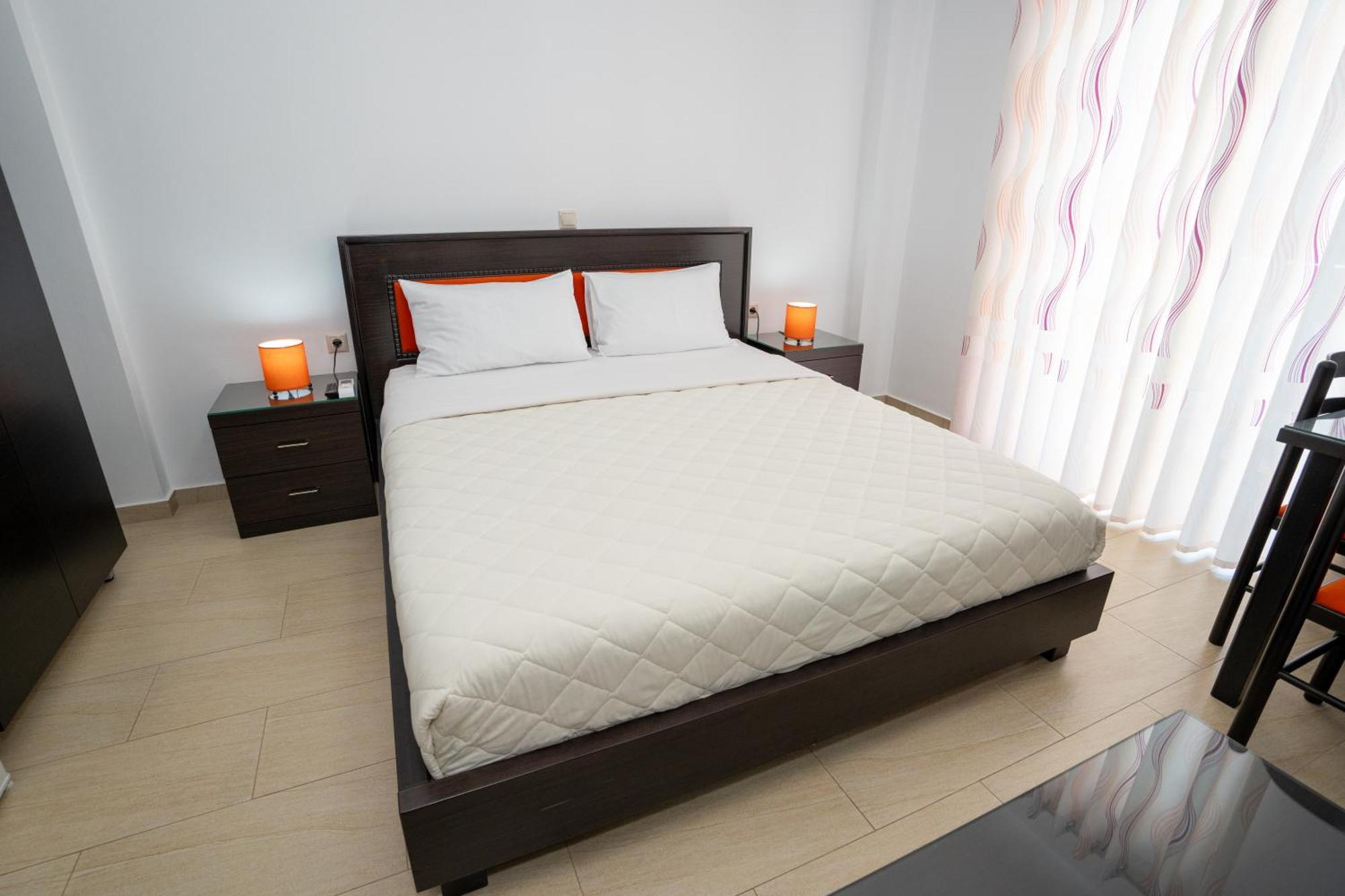 Kalasa Hotel Sarandë Esterno foto
