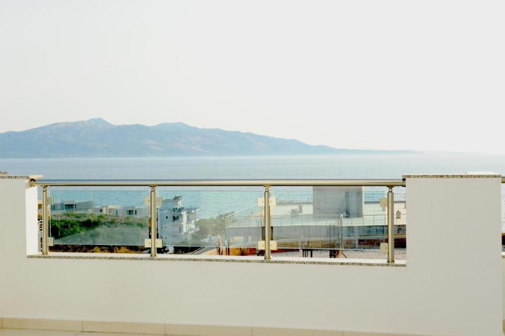Kalasa Hotel Sarandë Esterno foto