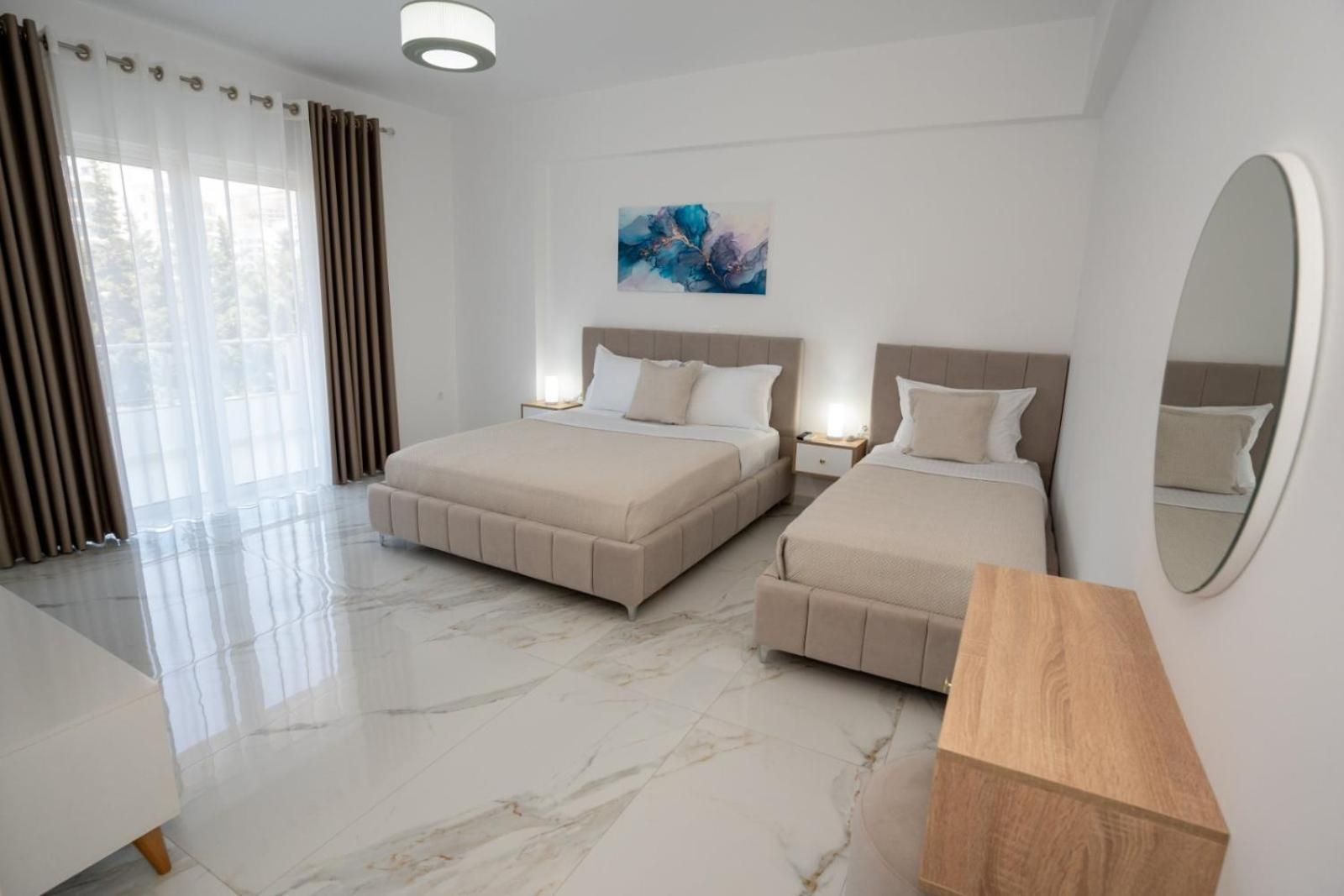 Kalasa Hotel Sarandë Esterno foto