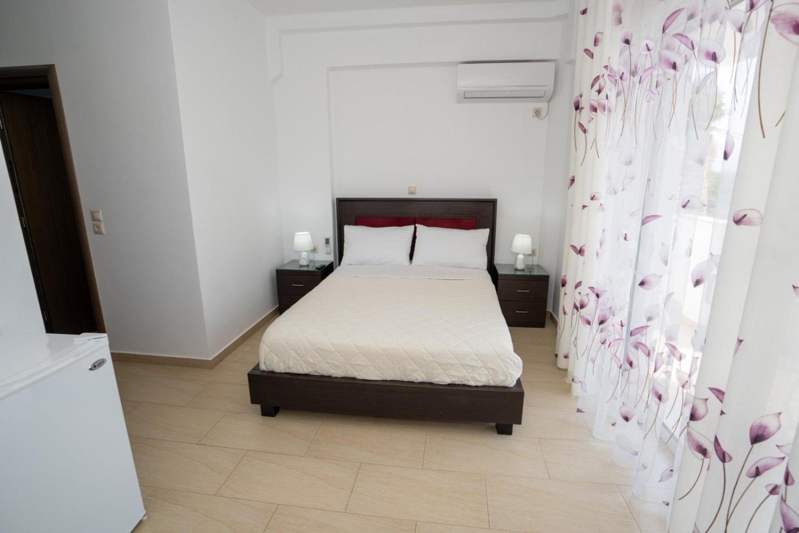 Kalasa Hotel Sarandë Esterno foto