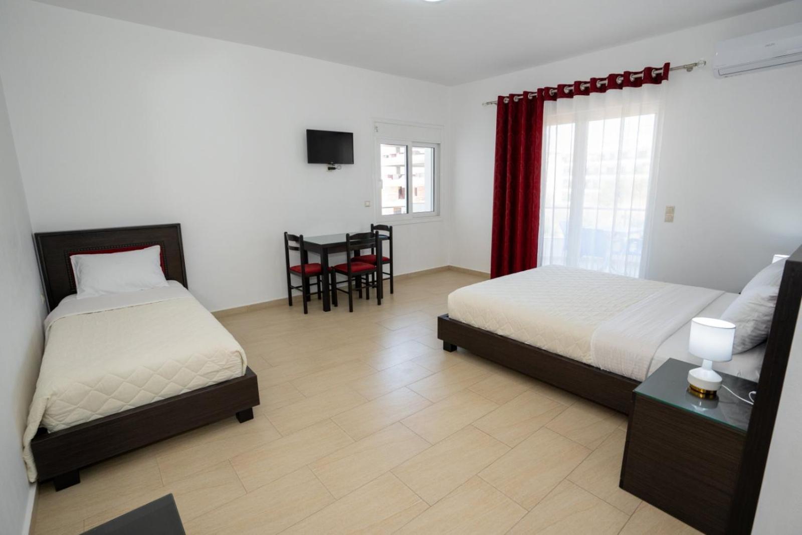 Kalasa Hotel Sarandë Esterno foto